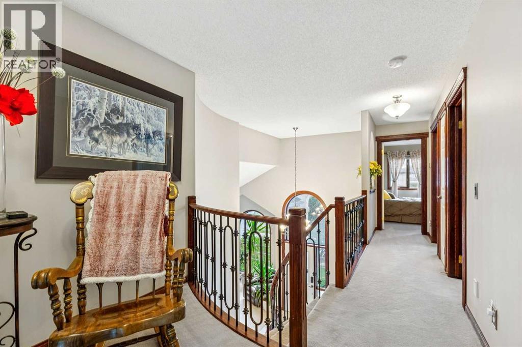 27 Valley Creek Bay NW — photo 23