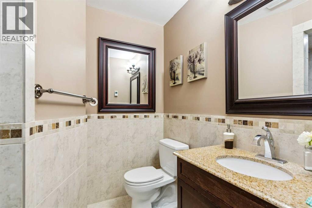 27 Valley Creek Bay NW — photo 34
