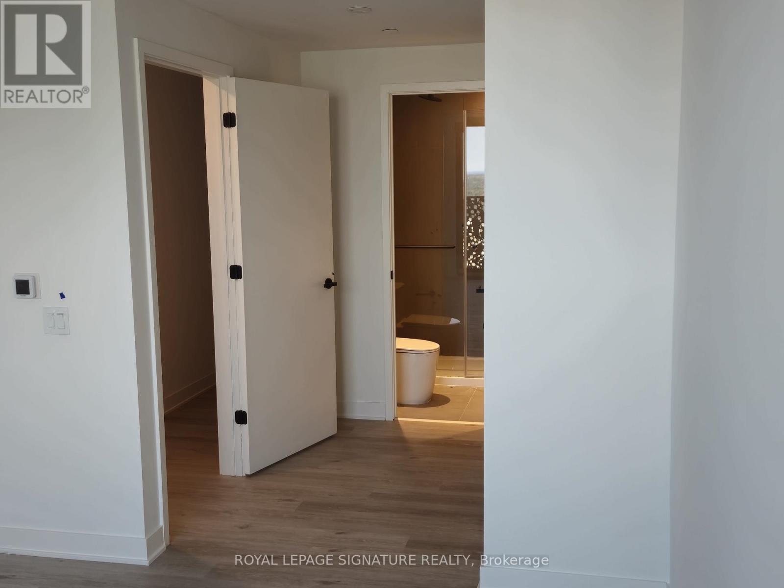 #4002 55 CHARLES STREET E - 27