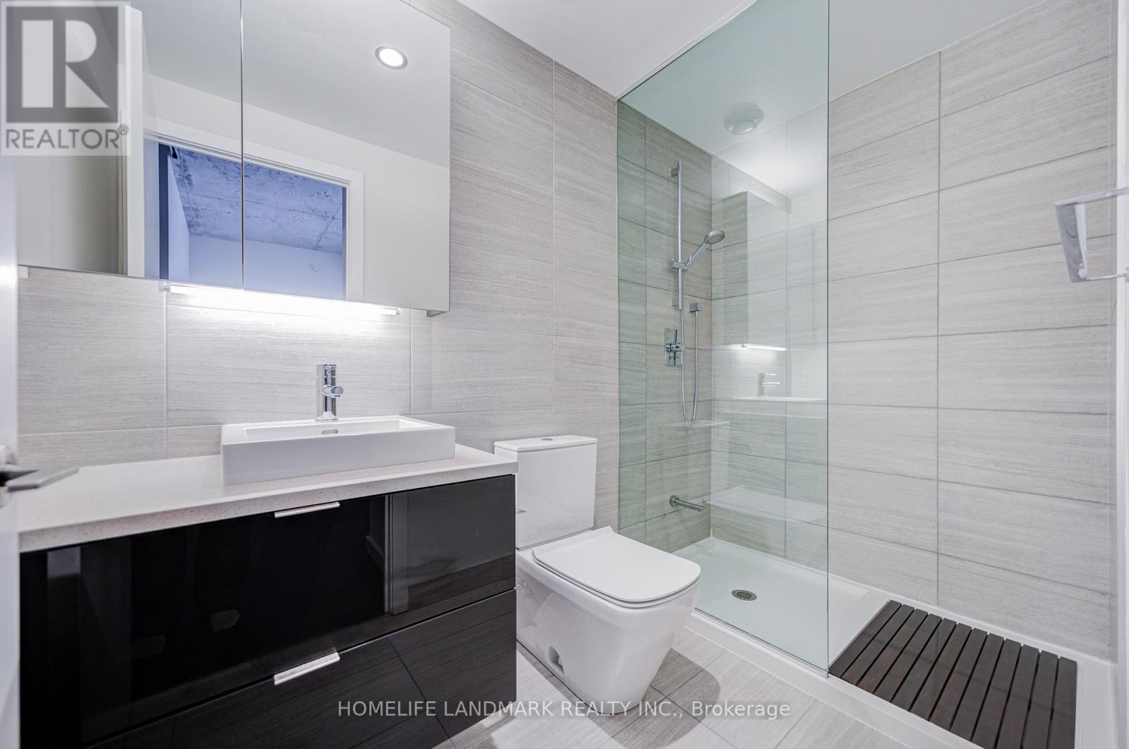 #709 170 BAYVIEW AVENUE - 14