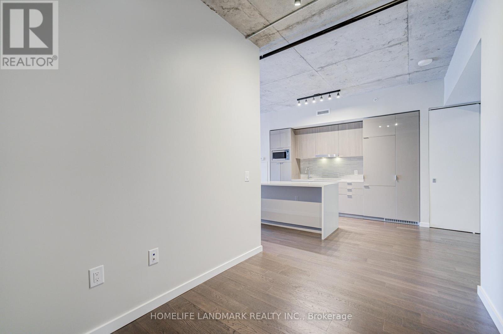 #709 170 BAYVIEW AVENUE - 24