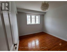 Dining room - 59 Valentine Drive, Toronto, ON M3A3J7 Photo 7