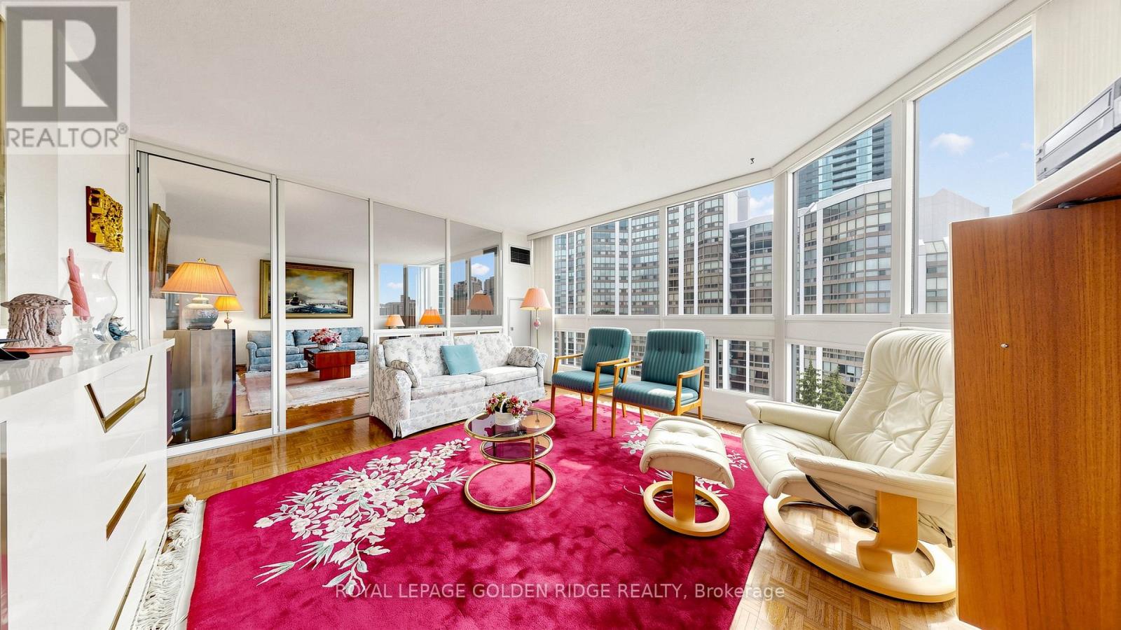 #1003 5 KENNETH AVENUE - 19