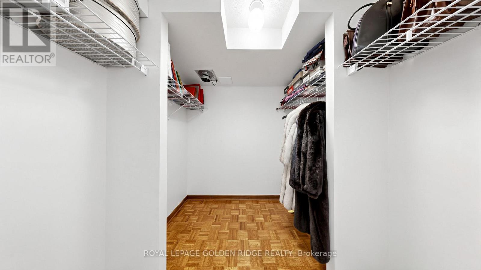 #1003 5 KENNETH AVENUE - 24