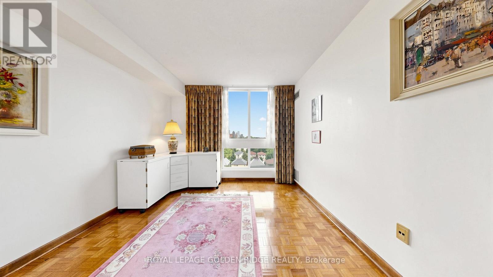 #1003 5 KENNETH AVENUE - 30
