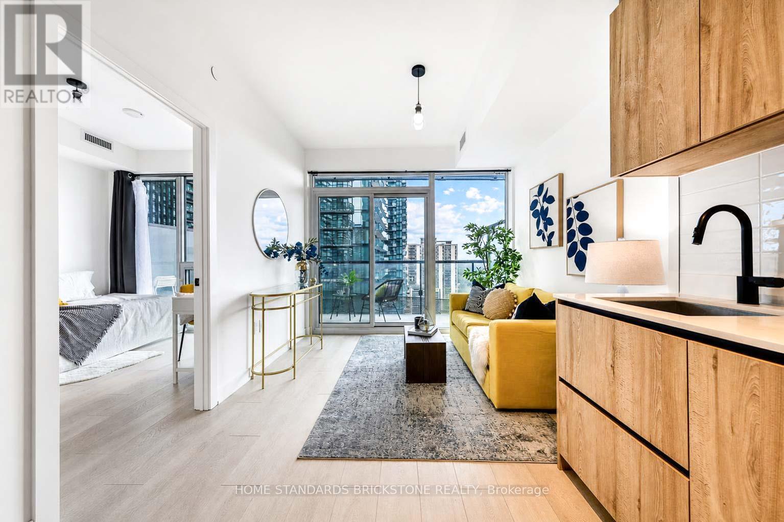 #1705 117 BROADWAY AVENUE - 11