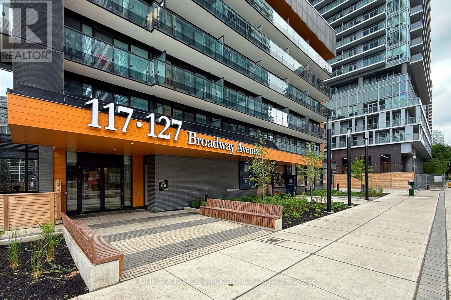 #1705 117 BROADWAY AVENUE - 44