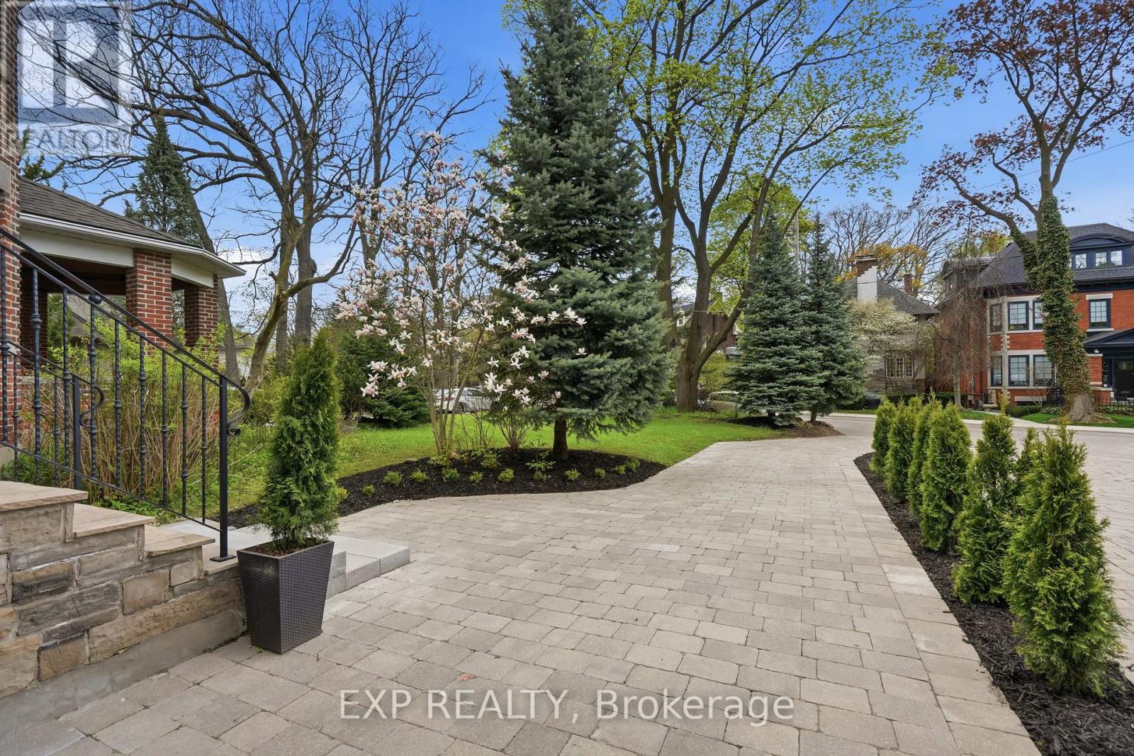 177A LYNDHURST AVENUE - 2