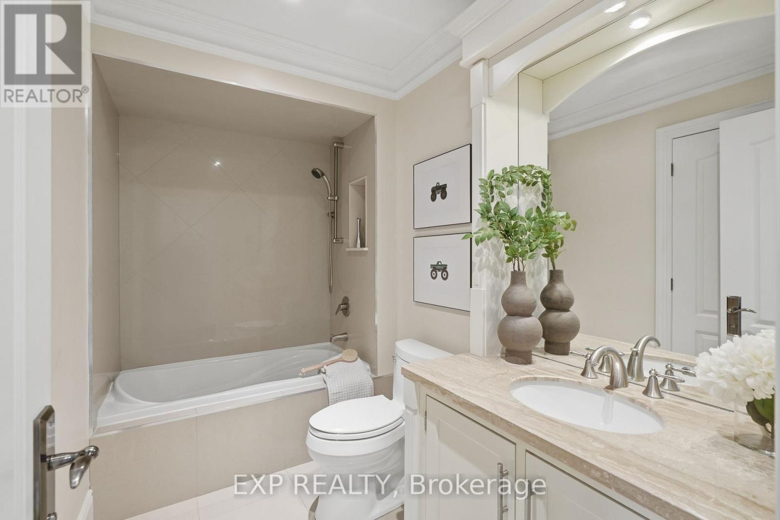 177A LYNDHURST AVENUE - 24