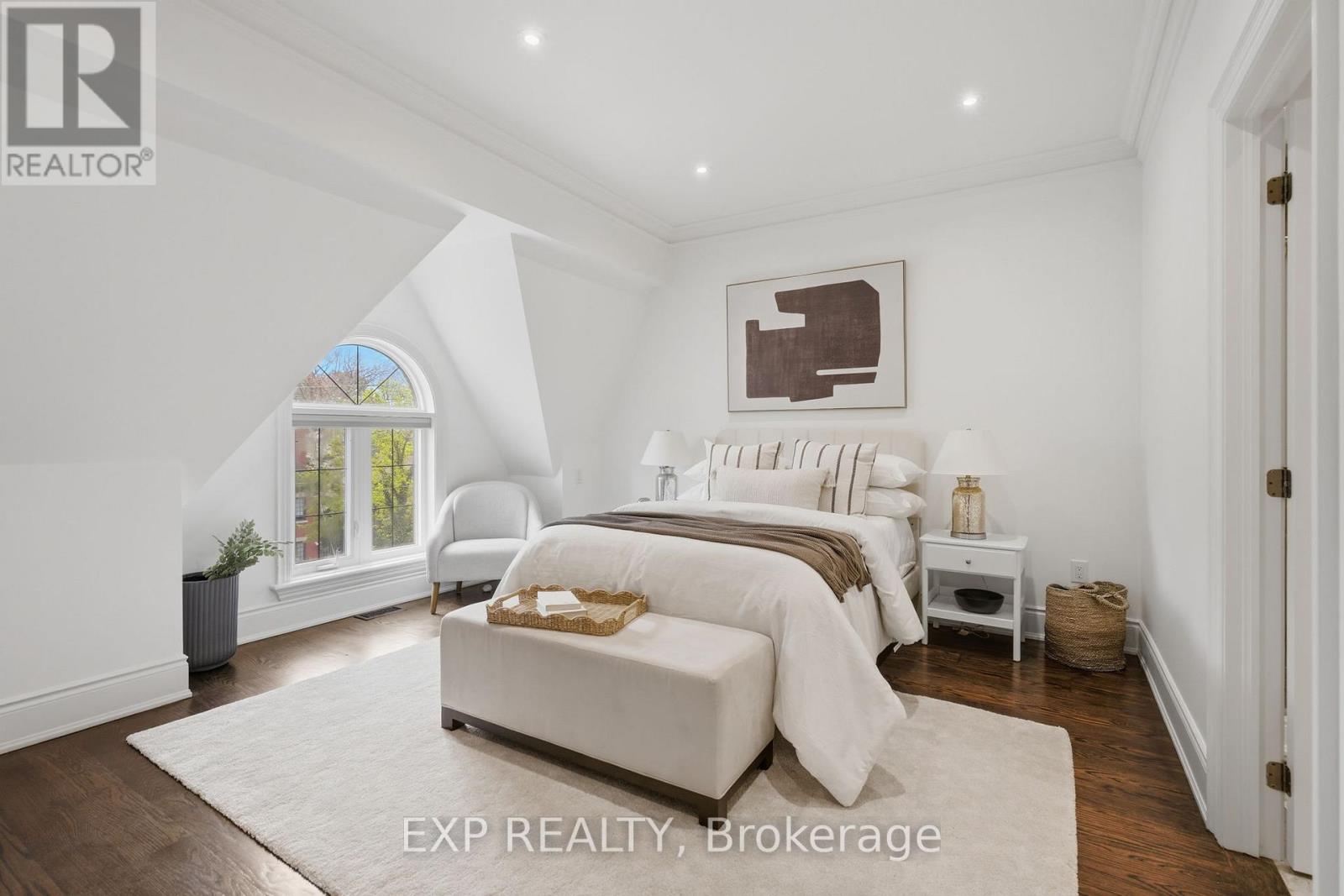177A LYNDHURST AVENUE - 27