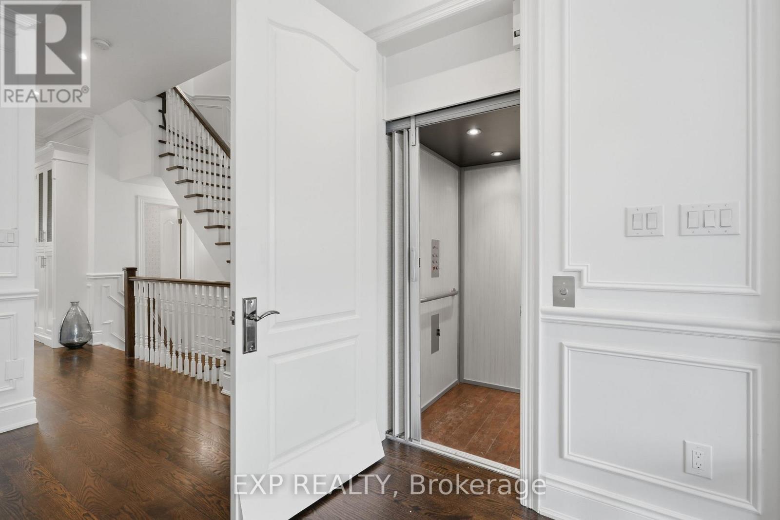 177A LYNDHURST AVENUE - 6