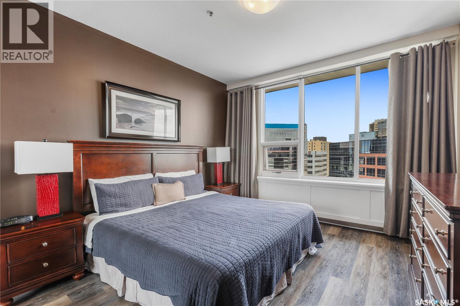 #1106 1867 Hamilton STREET - 18