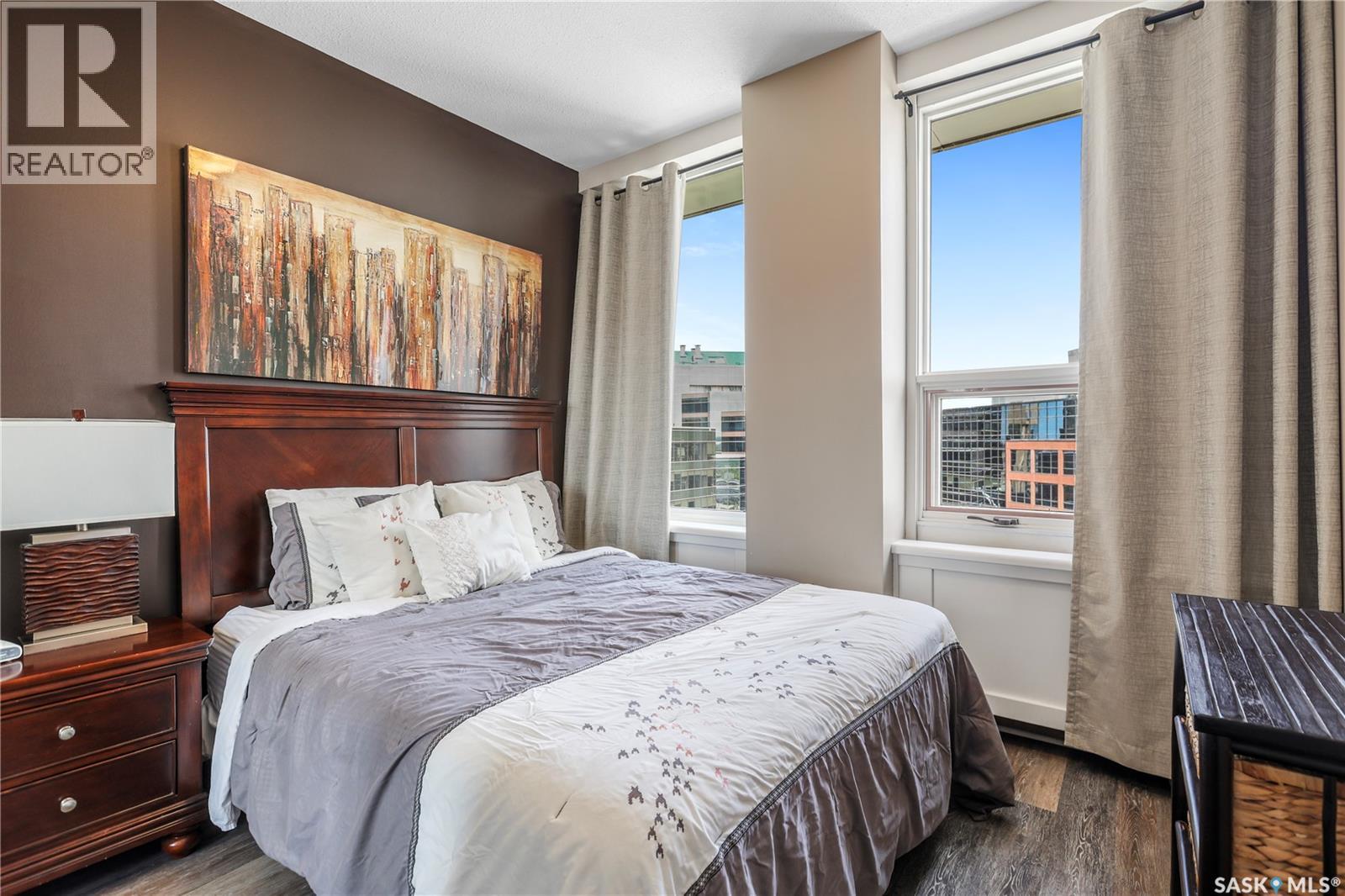 #1106 1867 Hamilton STREET - 21
