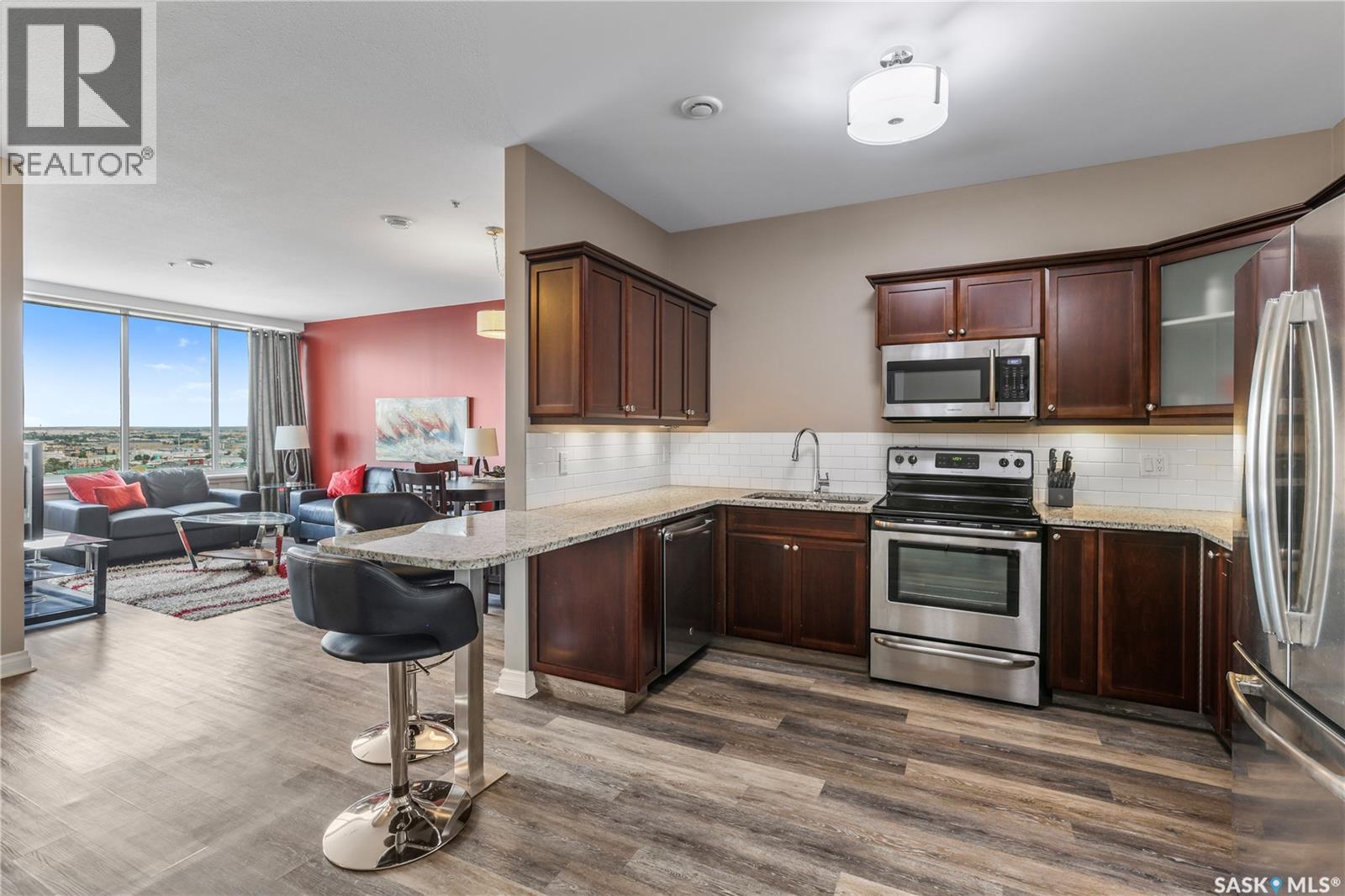 #1106 1867 Hamilton STREET - 5