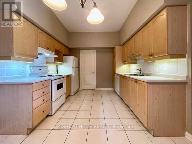 #501 2506 RUTHERFORD ROAD - 11