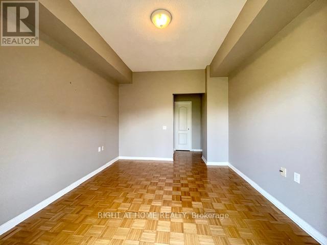 #501 2506 RUTHERFORD ROAD - 16