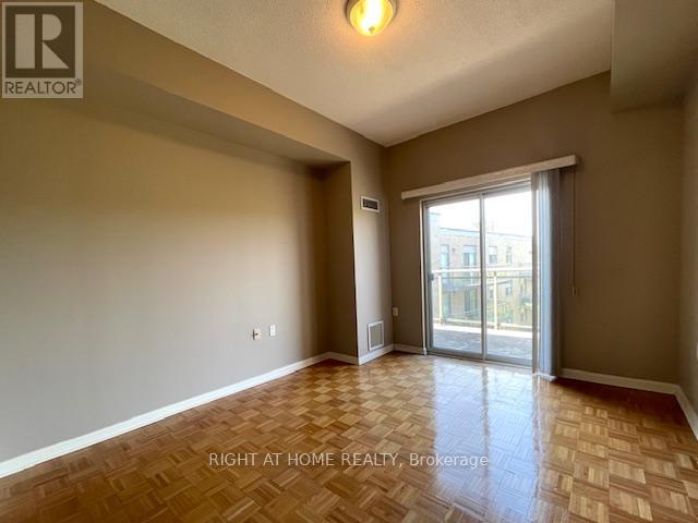 #501 2506 RUTHERFORD ROAD - 22