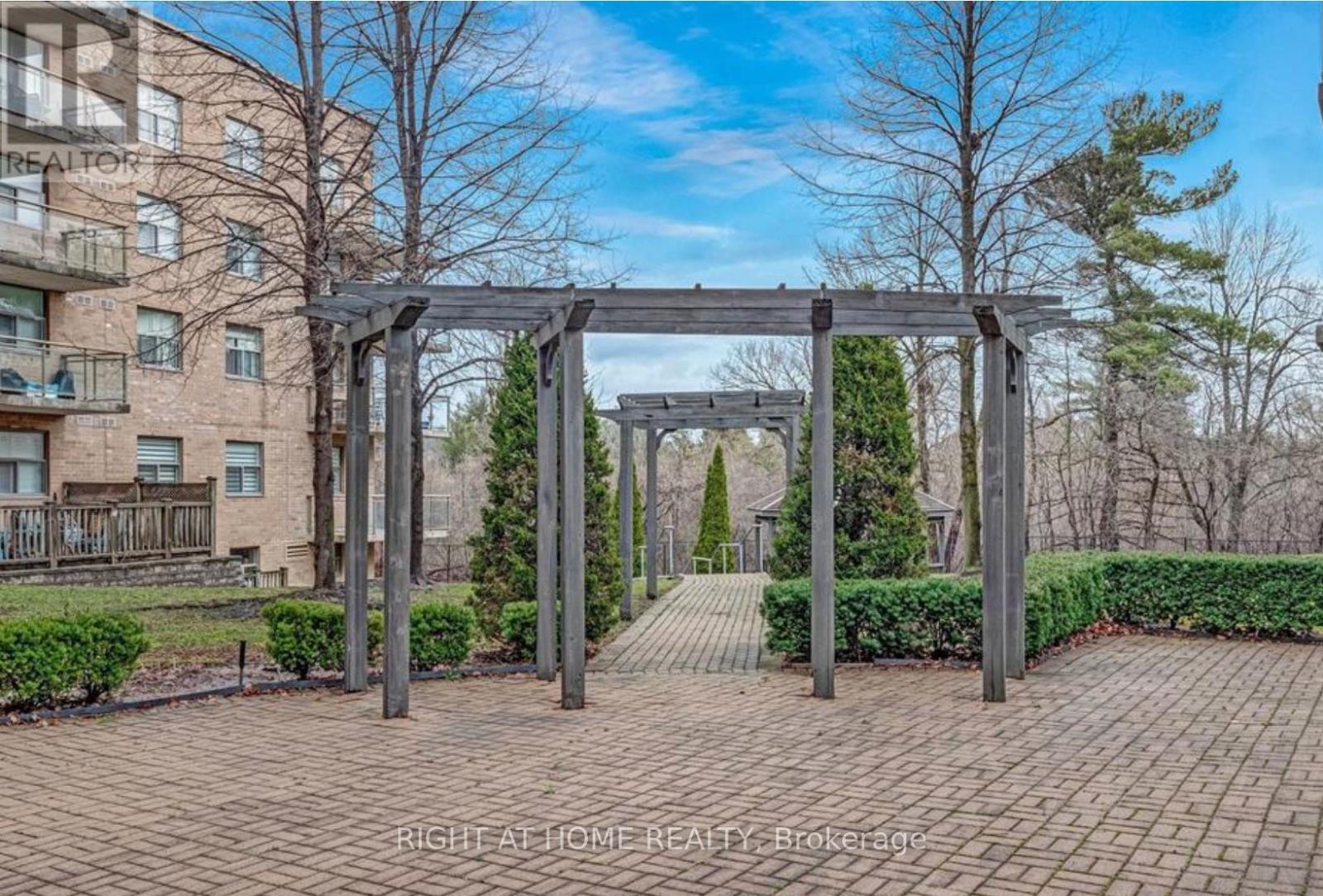 #501 2506 RUTHERFORD ROAD - 26