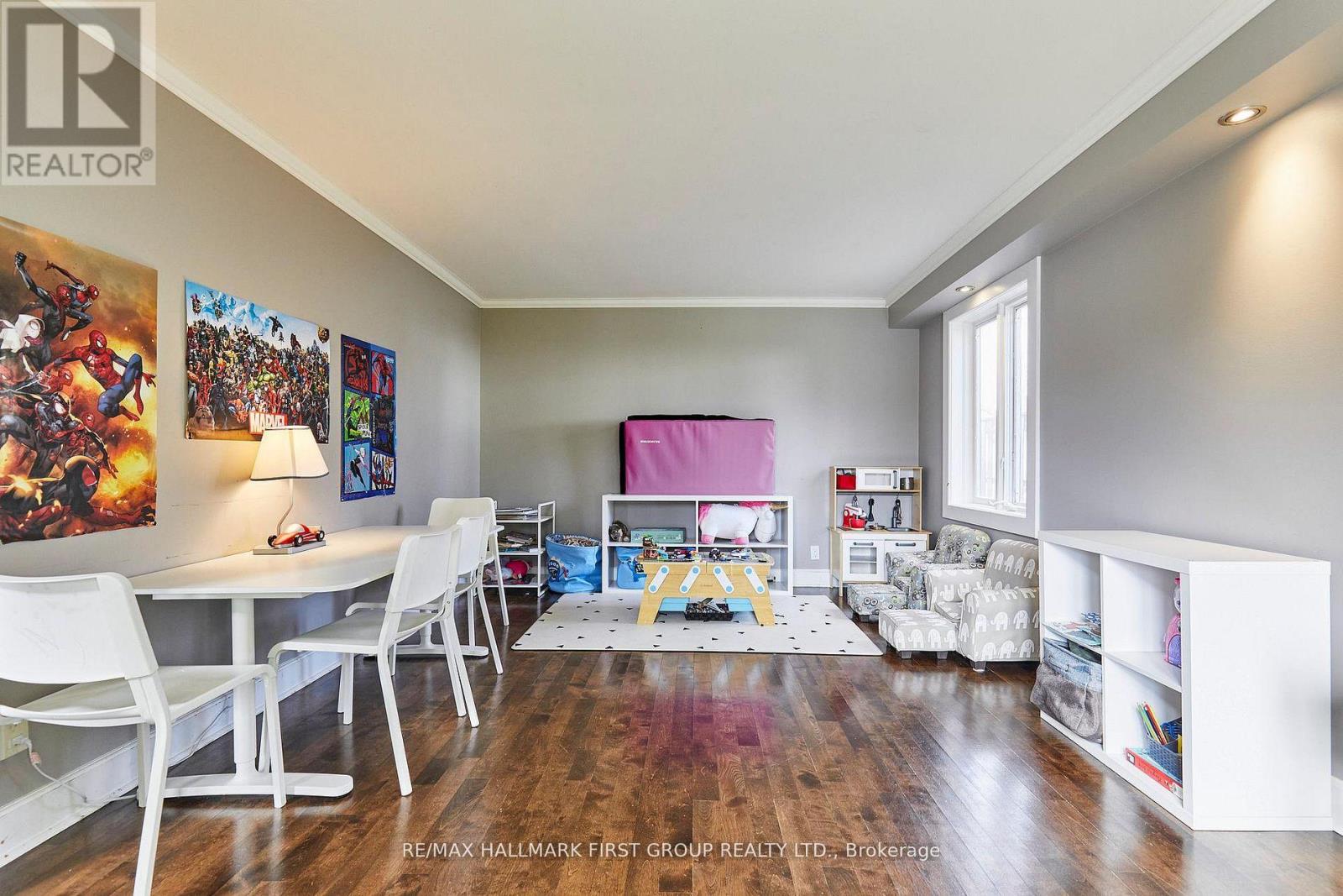 1434 ROUGEMOUNT DRIVE - 17