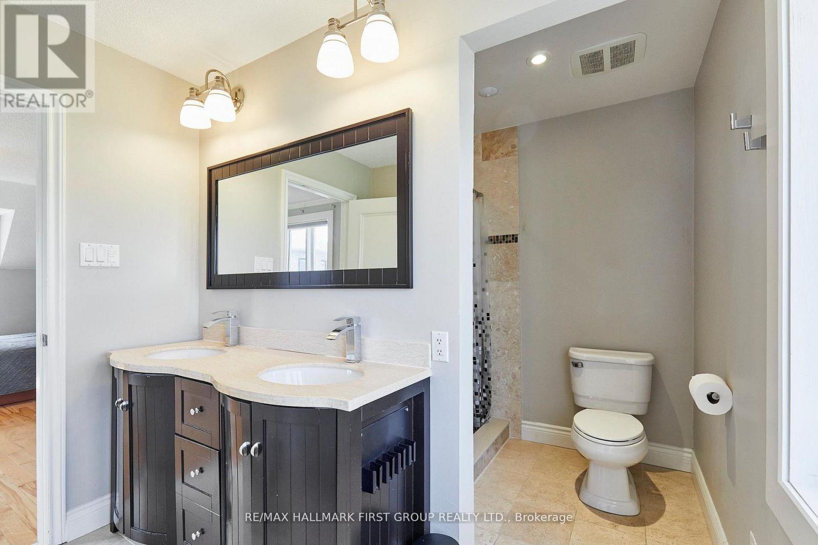 1434 ROUGEMOUNT DRIVE - 20