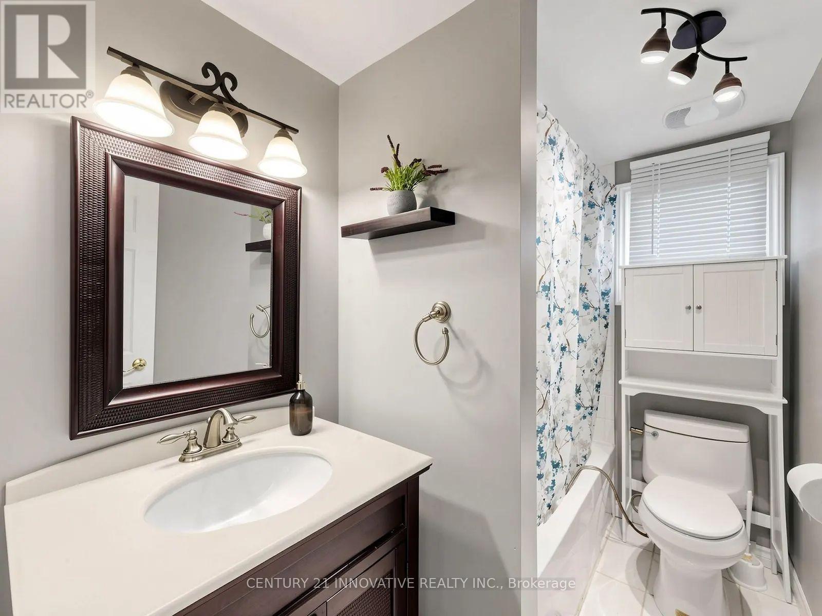 36 DEERPARK CRESCENT - 23