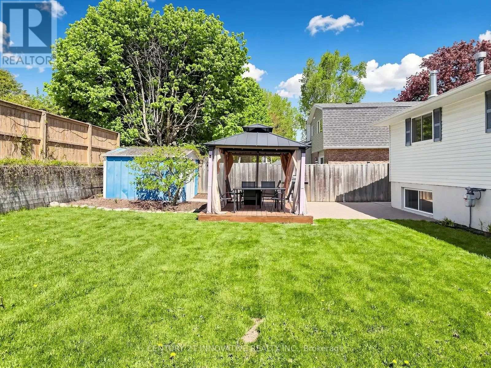 36 DEERPARK CRESCENT - 33