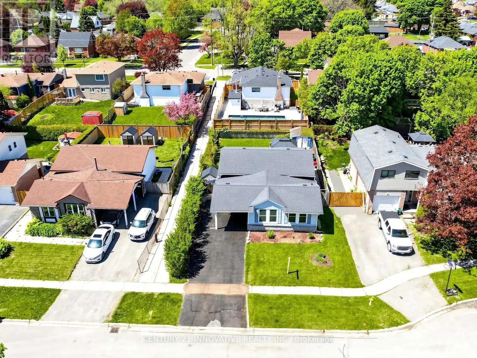 36 DEERPARK CRESCENT - 38