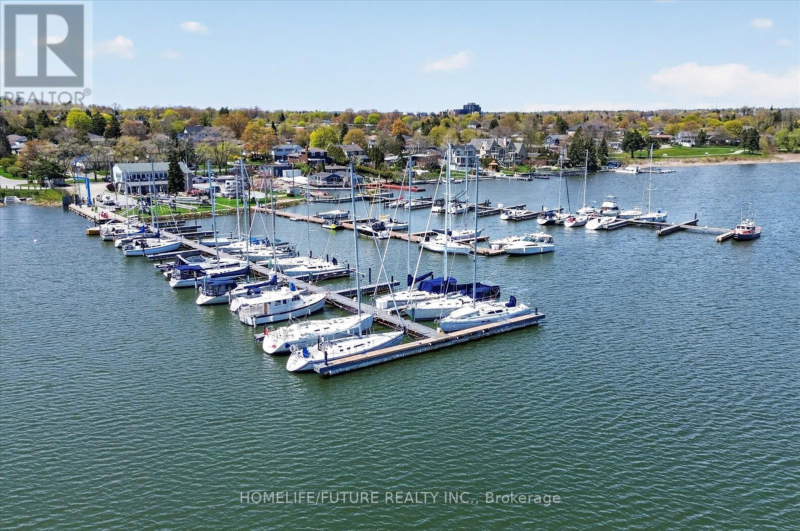 735 HILLCREST ROAD - 49