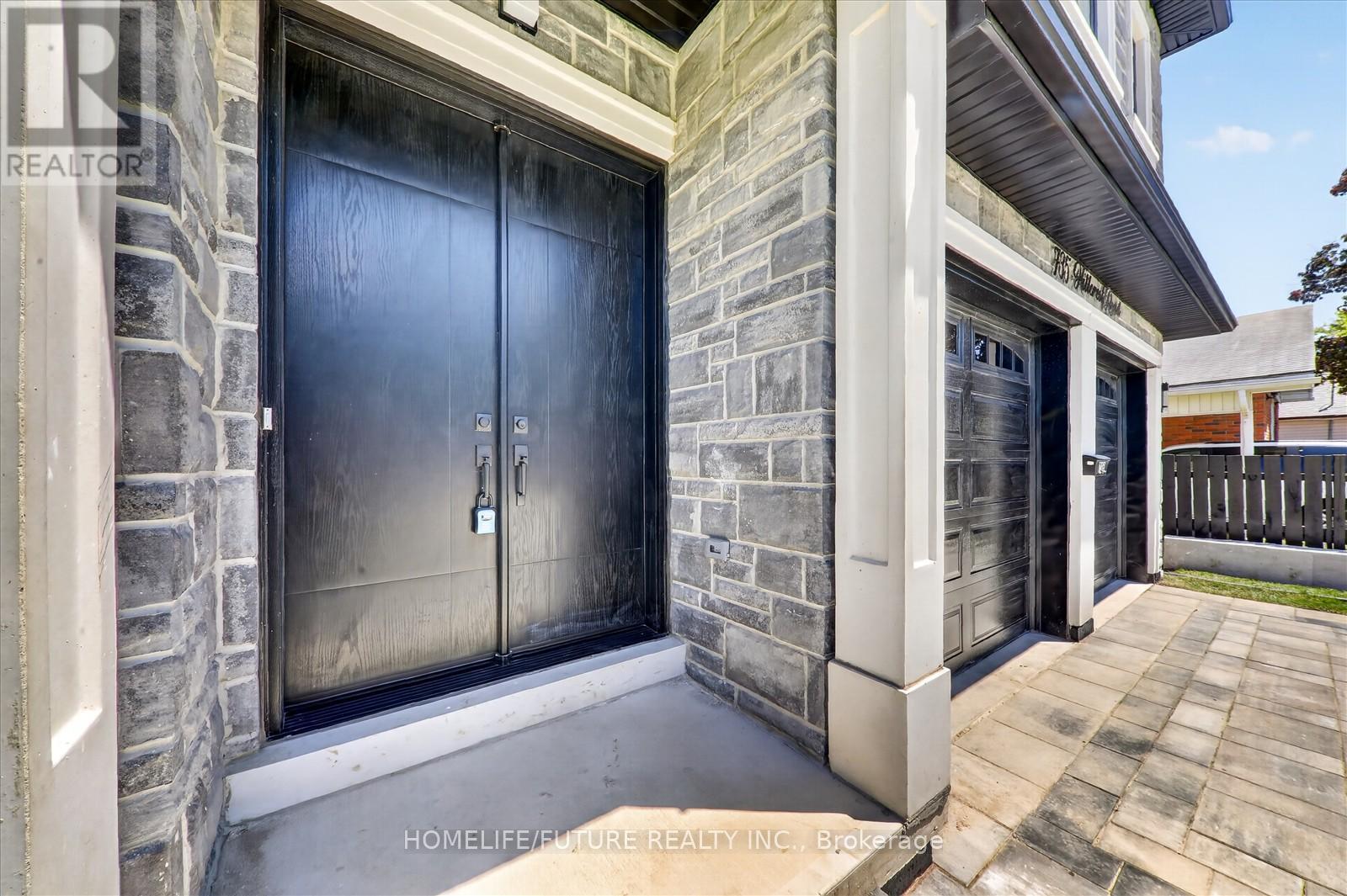 735 HILLCREST ROAD - 6