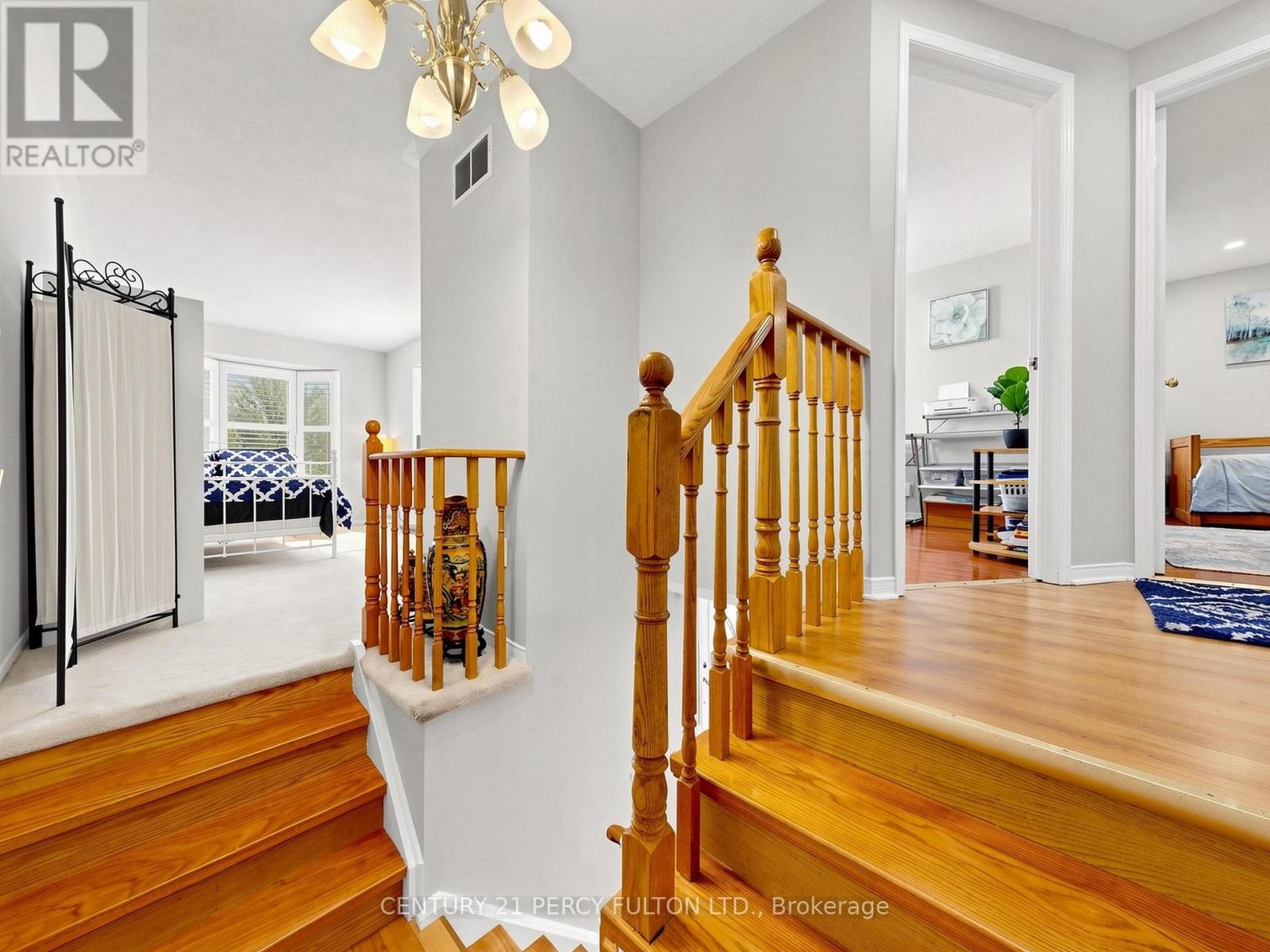 2052 BLUE RIDGE CRESCENT - 17