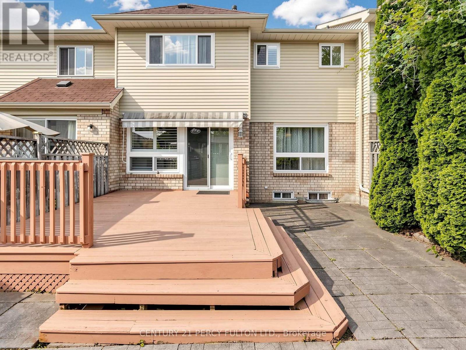 2052 BLUE RIDGE CRESCENT - 39