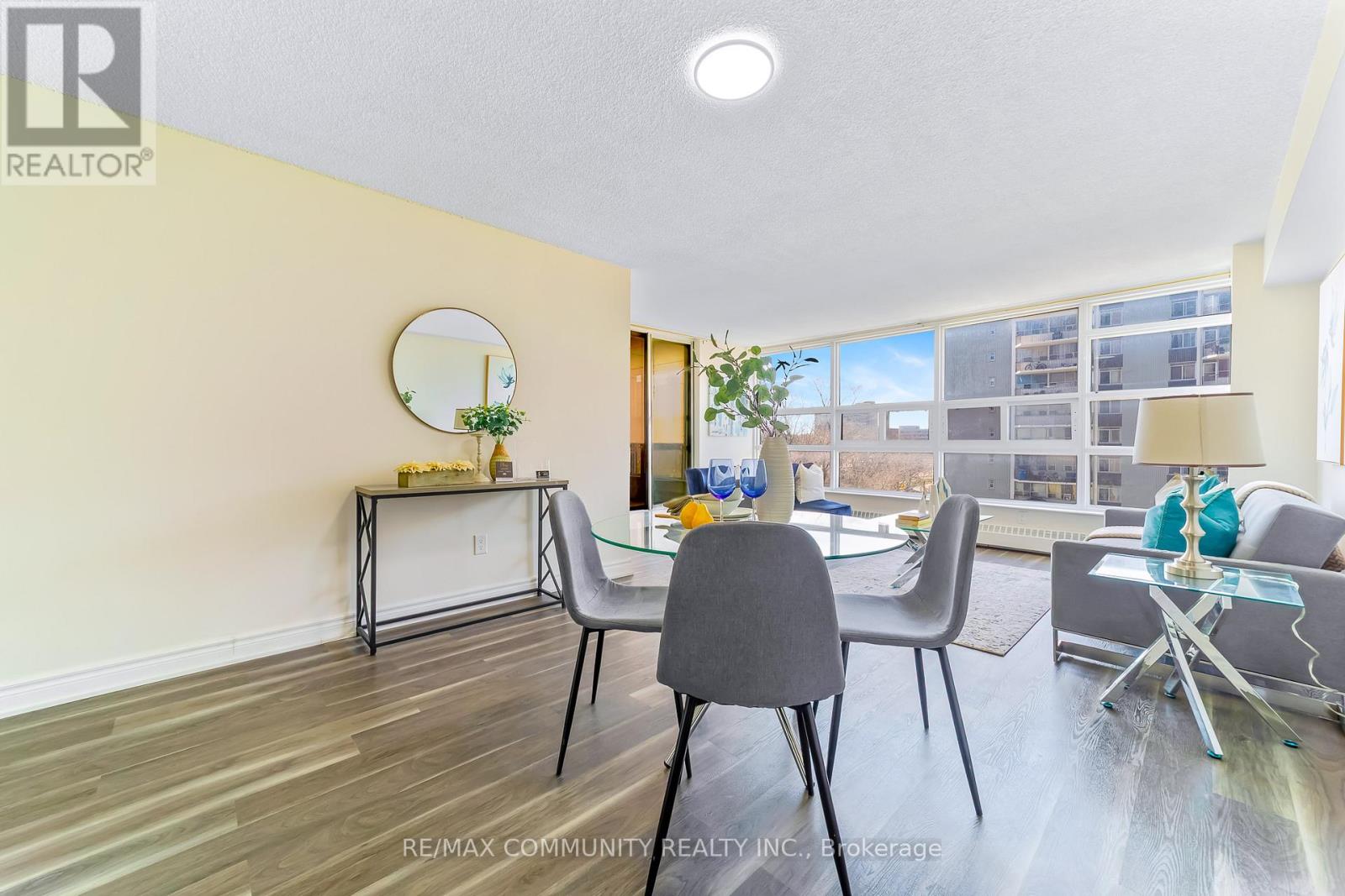 #511 3380 EGLINTON AVENUE E - 11