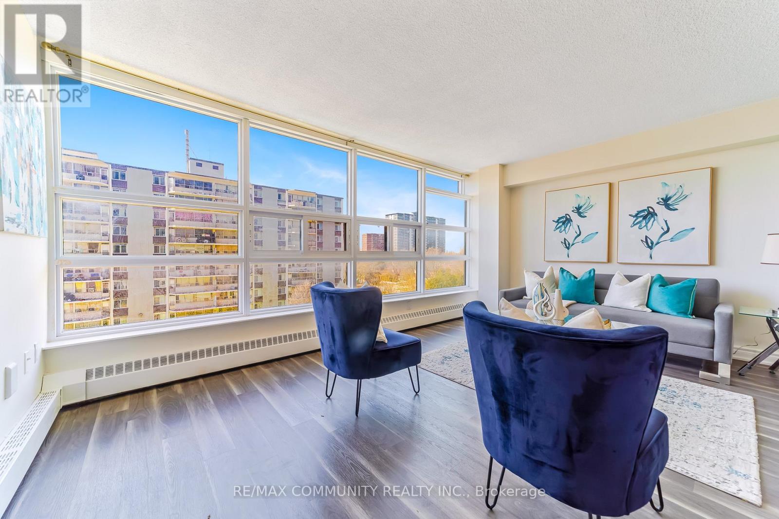 #511 3380 EGLINTON AVENUE E - 13