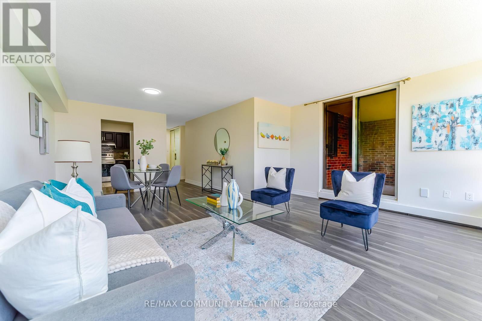 #511 3380 EGLINTON AVENUE E - 14