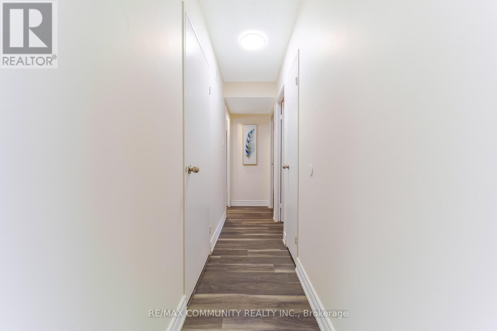 #511 3380 EGLINTON AVENUE E - 18
