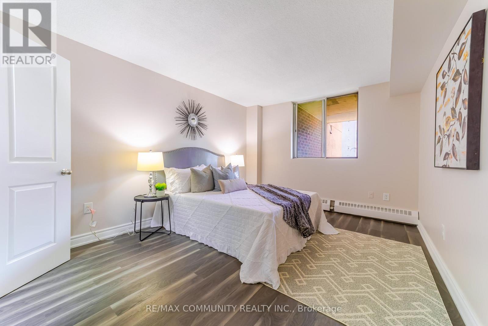 #511 3380 EGLINTON AVENUE E - 19