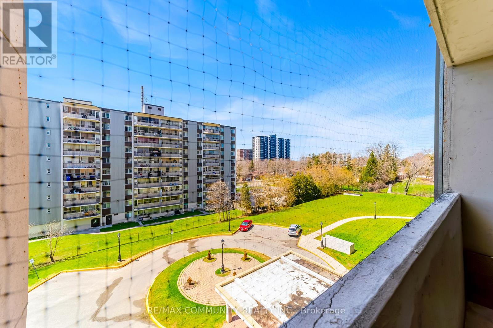 #511 3380 EGLINTON AVENUE E - 29