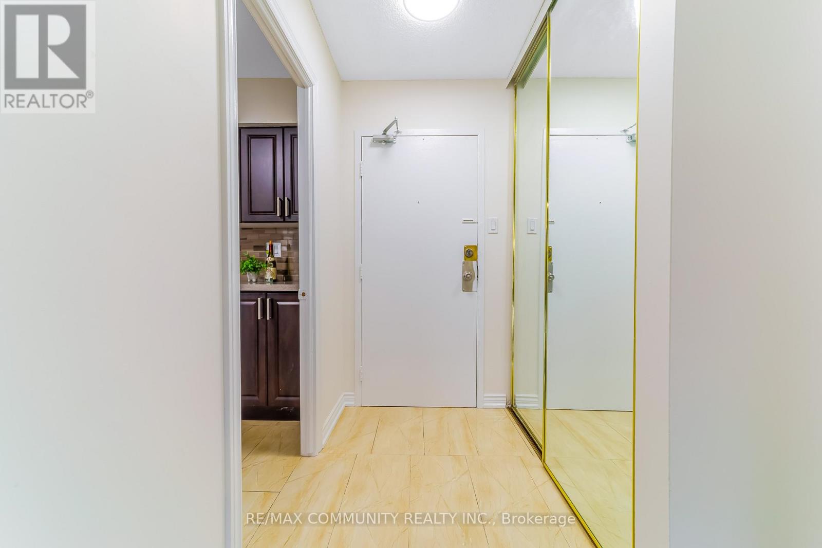 #511 3380 EGLINTON AVENUE E - 8