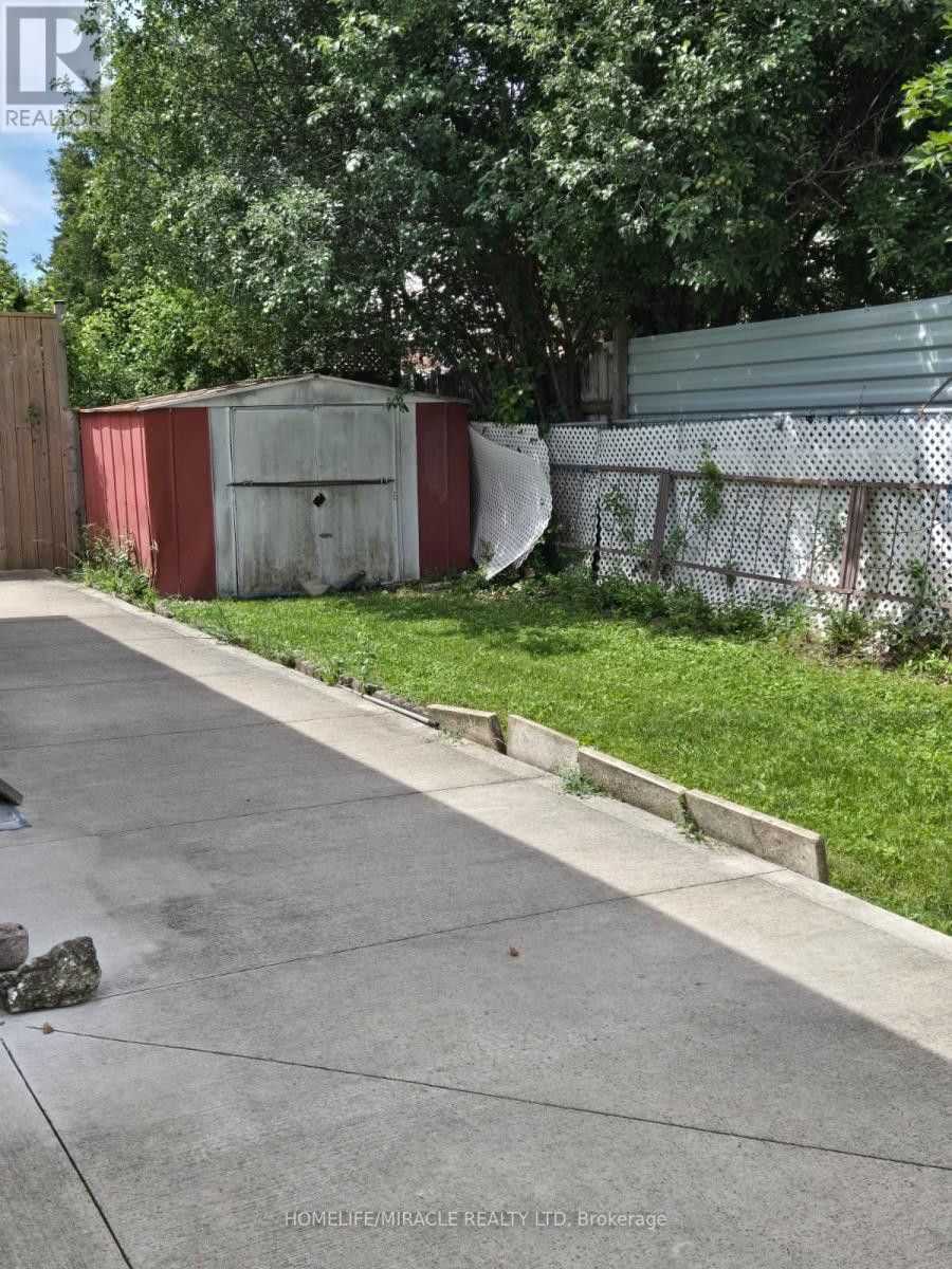 505 SILVERSTONE DRIVE - 40