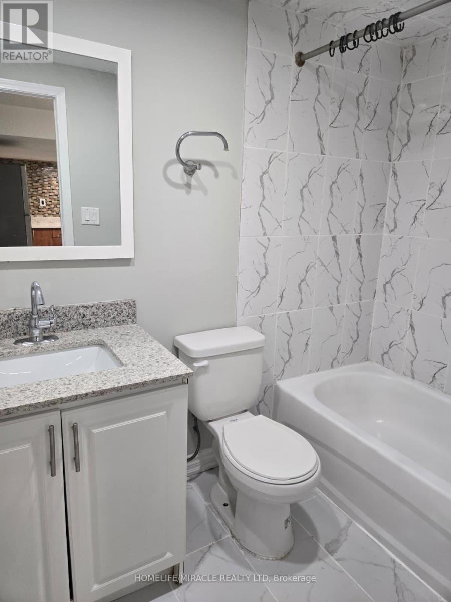 505 SILVERSTONE DRIVE - 33