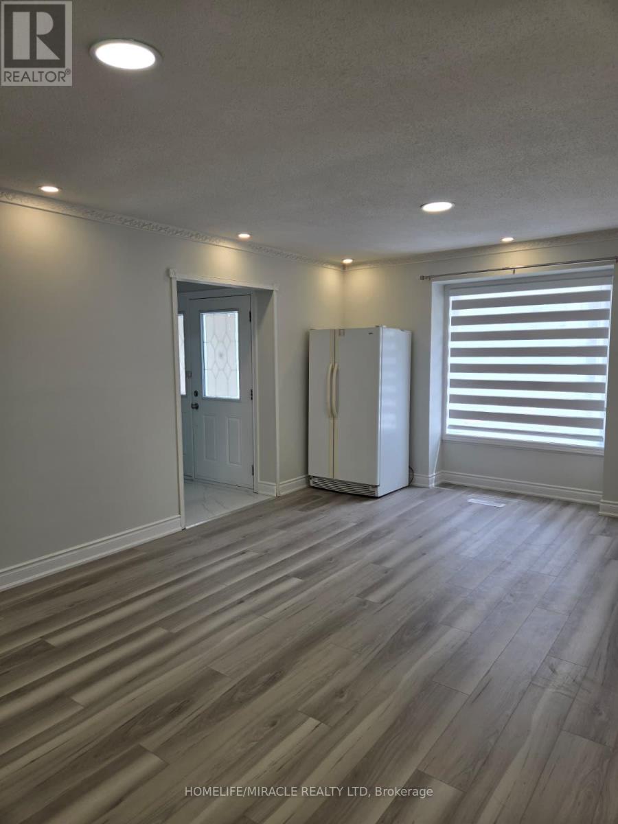 505 SILVERSTONE DRIVE - 9