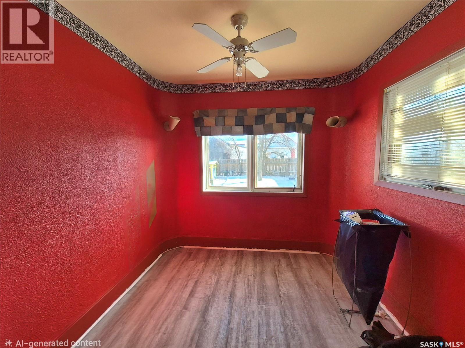 133 1st STREET W - 11