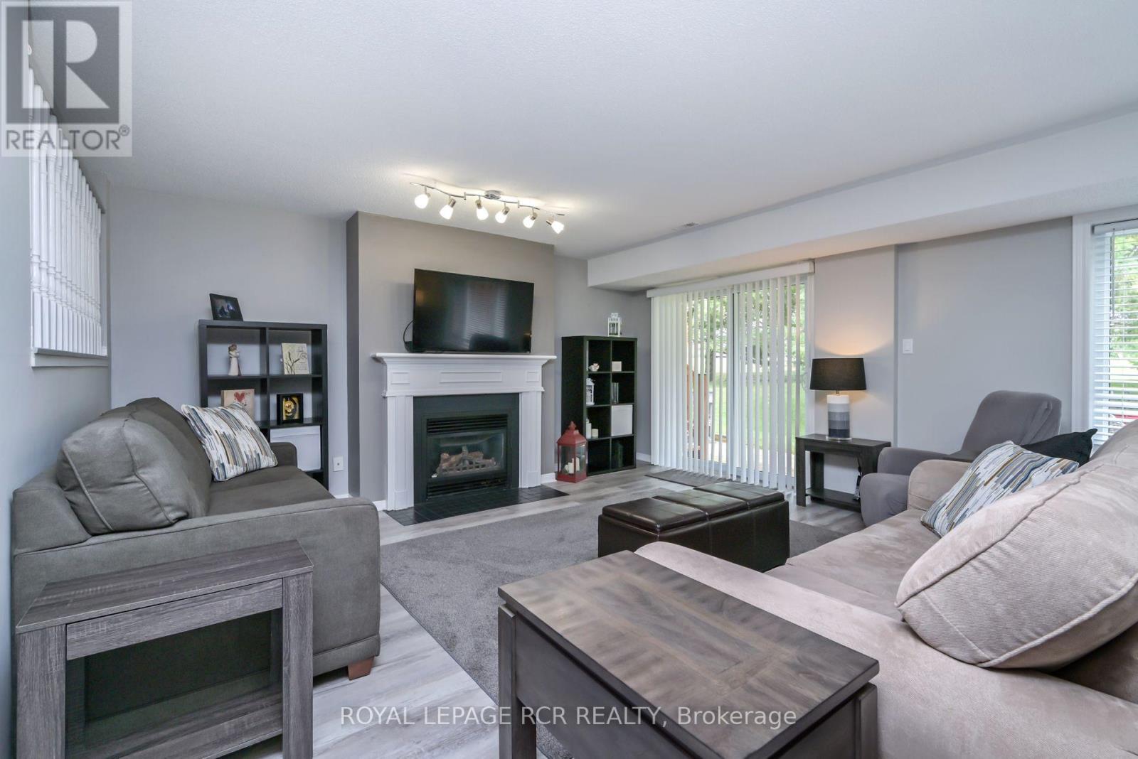 114 GREEN BRIAR ROAD - 23