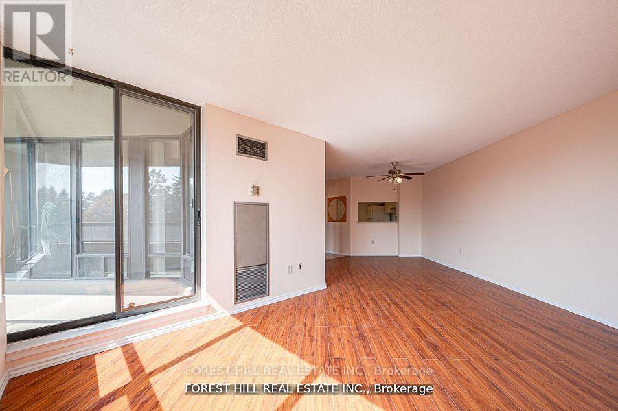 #308 7440 BATHURST STREET - 10