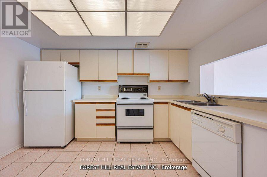 #308 7440 BATHURST STREET - 5