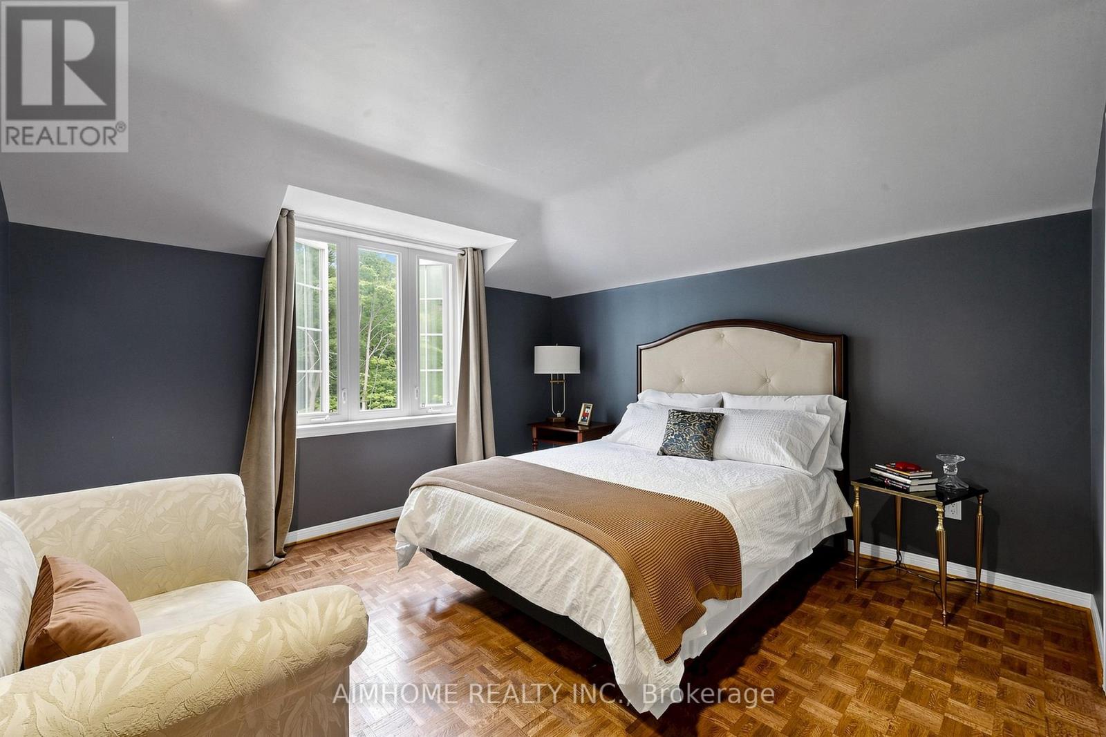 93 CLARINDA DRIVE - 22