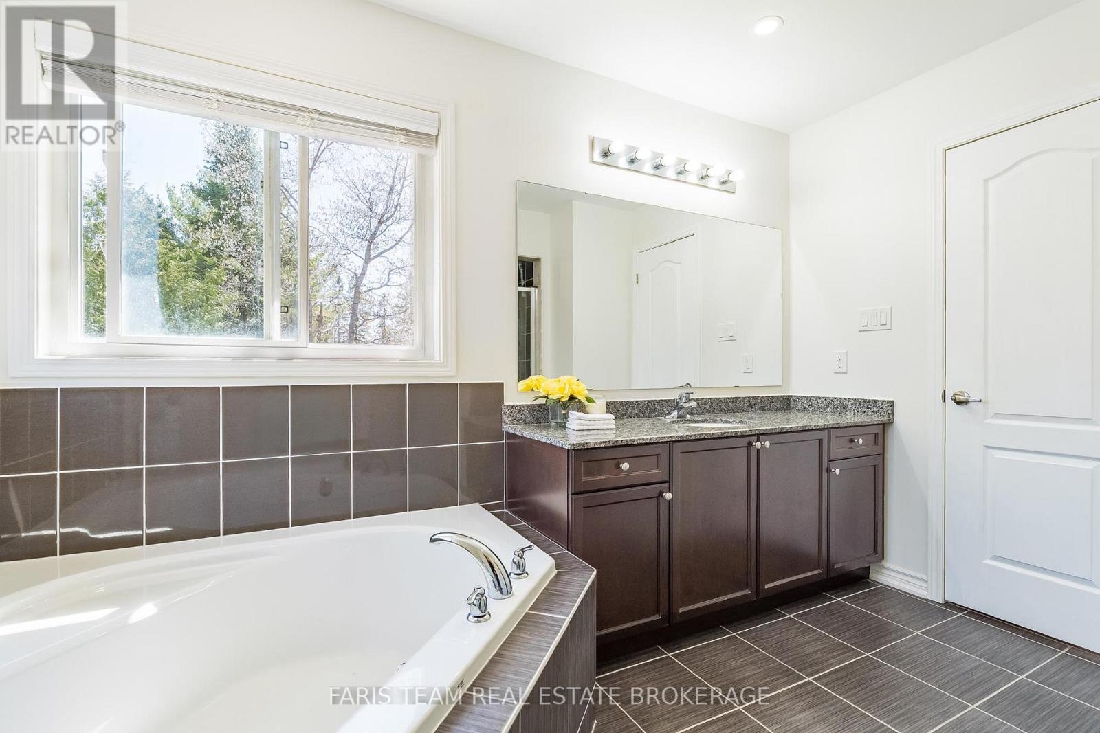 787 FREEMONT COURT - 25