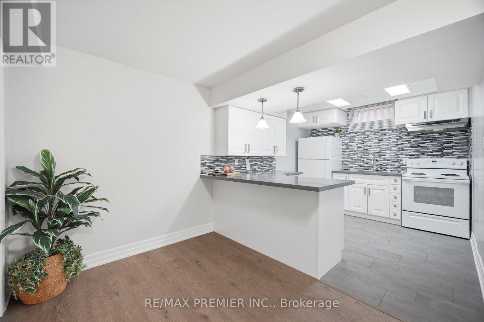 104 CRESSWELL AVENUE - 26