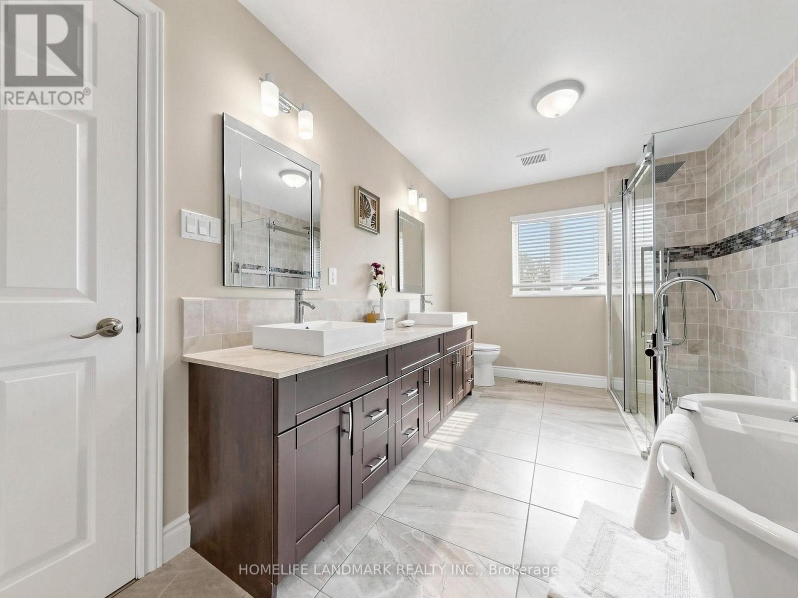 133 COOKS BAY DRIVE - 24