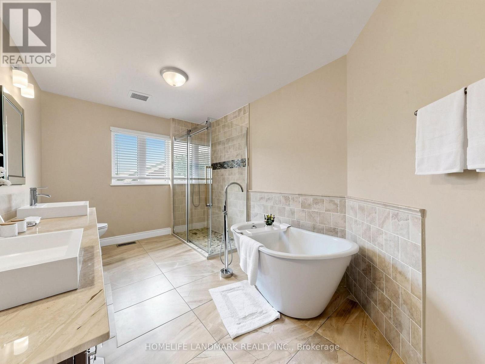 133 COOKS BAY DRIVE - 25